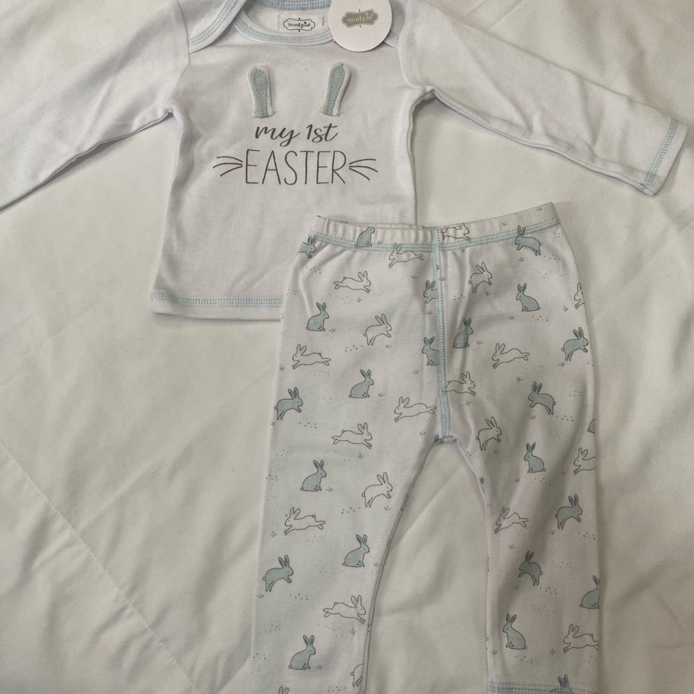 Baby first Easter pajama outfit. 3-6 months